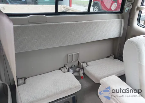 2001 Toyota Tacoma из США, поврежденный, VIN 5TEVL52N31Z855246